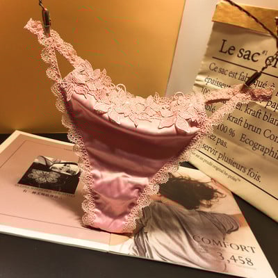 Női tangák csipkével