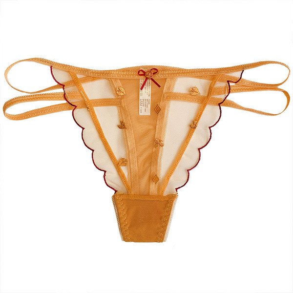 Γυναικεία στριγκάκια με πλέγμα και τρισδιάστατα λουλούδια