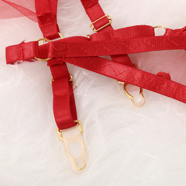 Új modell női csipke szett két színben