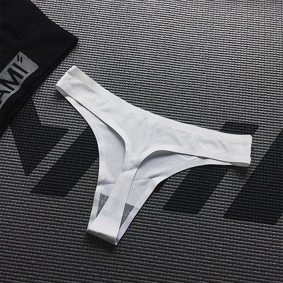 Γυναικεία στριγκάκια μονόχρωμα