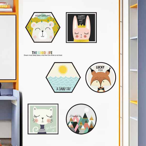 Αυτοκόλλητο τοίχου με ζωάκια και αυτοκόλλητη επιγραφή