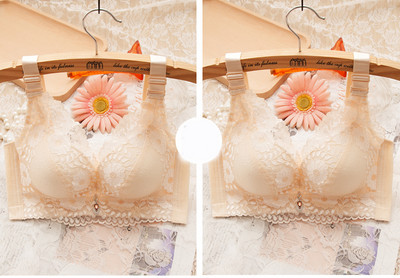 Stílusos női csipkés melltartó - két darabból álló készlet