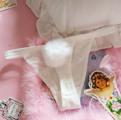 Γυναικεία εσώρουχα δαντέλας με πούπουλα - διάφορα μοντέλα