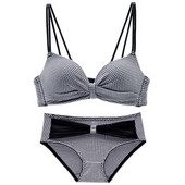 Intim fehérnemű két részből - melltartó és bikini