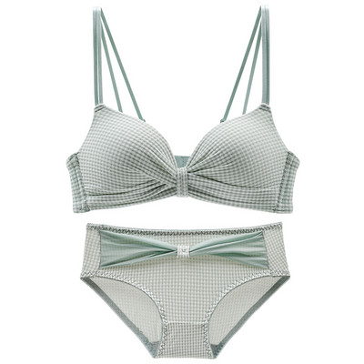 Intim fehérnemű két részből - melltartó és bikini