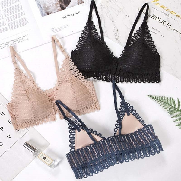 Γυναικείο σουτιέν από δαντέλα με τριγωνικό κύπελλο και μπροστινό κούμπομα