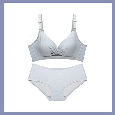 Καθημερινό σετ γυναικεία εσώρουχα,  σουτιέν και μπικίνι