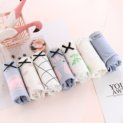 7 vagy 5 darabos női bikini szett - rátéttel és szalaggal