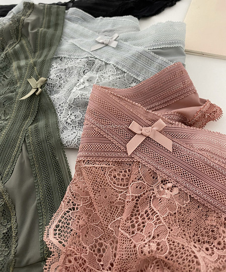 Modern női csipke bikinik