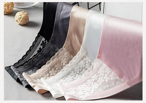 Női tanga-szett 3 részes csipkével