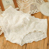 Női csipke fehérnemű szalaggal