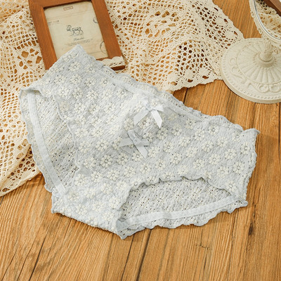 Női csipke fehérnemű szalaggal