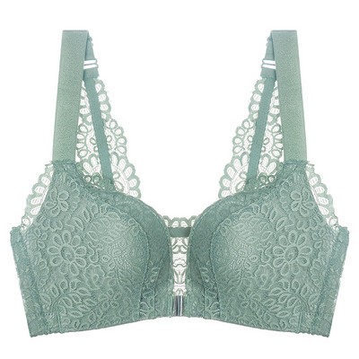 Női fehérnemű vagy melltartó szett csipkével