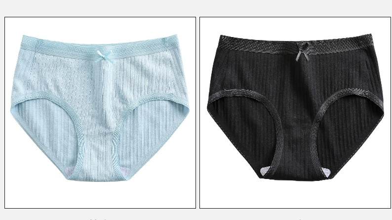 Két darab női pamut fehérnemű szett