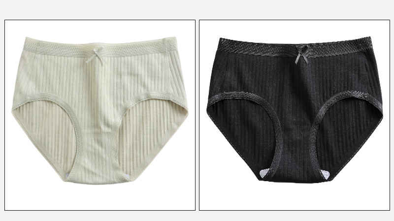 Két darab női pamut fehérnemű szett