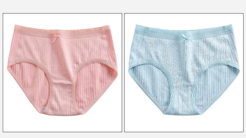 Két darab női pamut fehérnemű szett