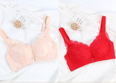 Két csipkés melltartó készlet