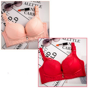 Intim fehérnemű szett 2 db csipkés melltartóból