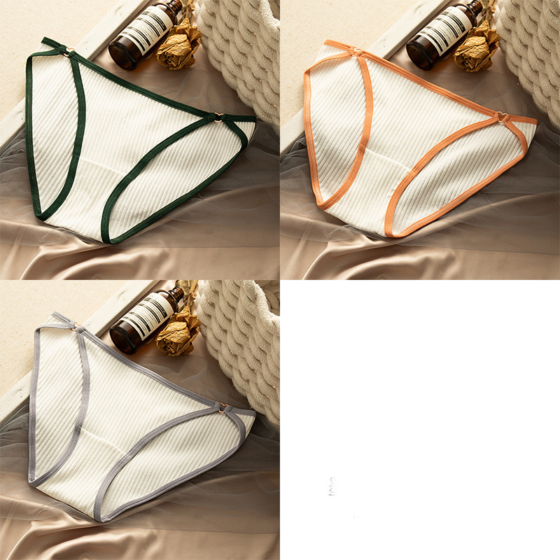 Σετ  από τρια τεμάχια  γυναικεία βαμβακερά μπικίνι