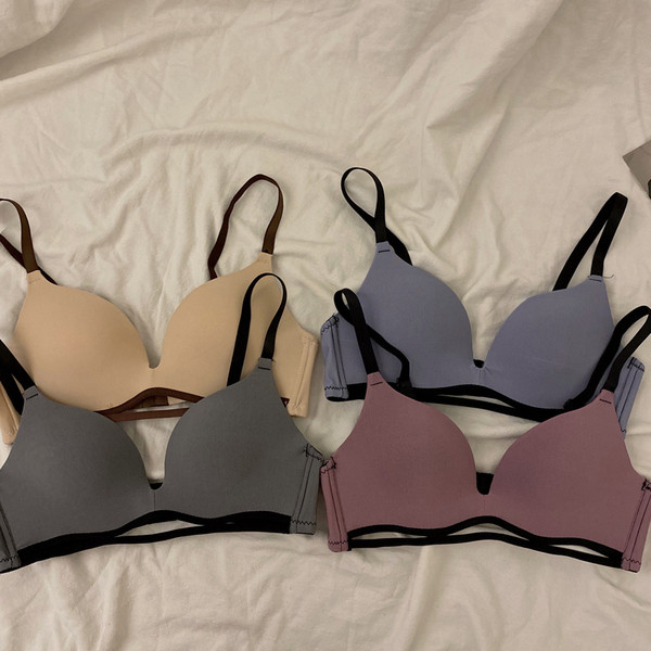 Lezser női melltartó - letisztult modell