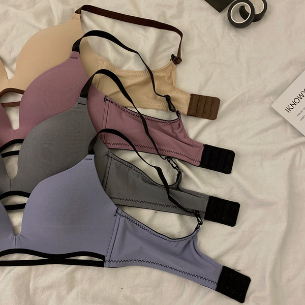 Lezser női melltartó - letisztult modell