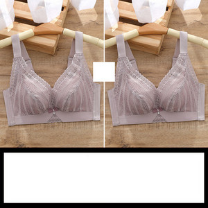Μοντέρνα γυναικεία σετ από 2 σουτιέν με δαντέλα