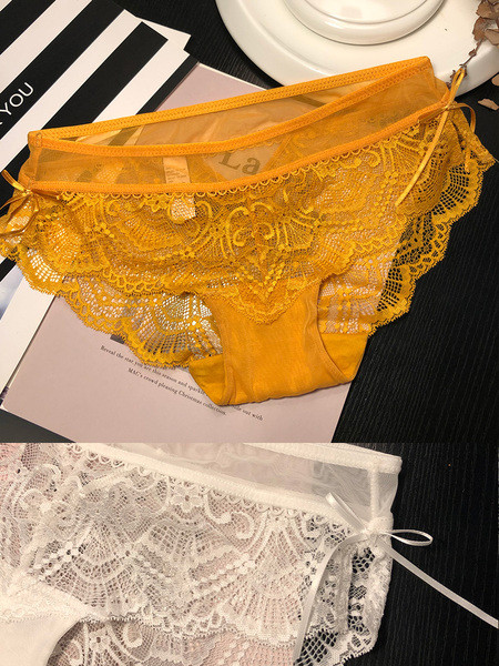 Csipke bikini szalaggal