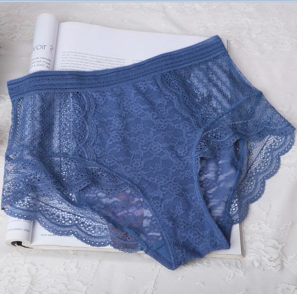 Női bikini magas derékkal és csipkével