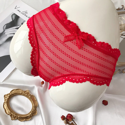 Γυναικεία εσώρουχα με κόκκινη δαντέλα - διάφορα μοντέλα