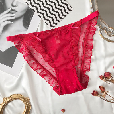 Γυναικεία εσώρουχα με κόκκινη δαντέλα - διάφορα μοντέλα