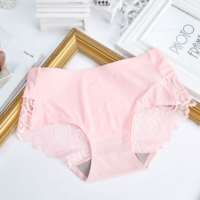 Modern női bikini csipkével és magas derékkal