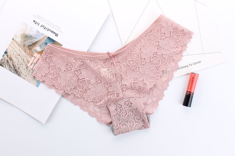 Hétköznapi csipke bikinik nőknek