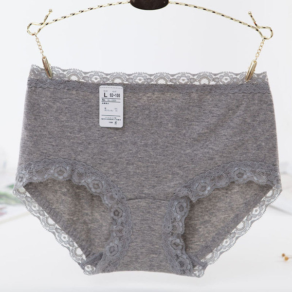 Női pamut bikini csipkével