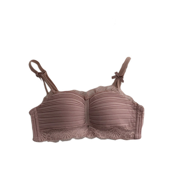 Κομψό σετ εσωρούχων από σουτιέν και μπικίνι με δαντέλα