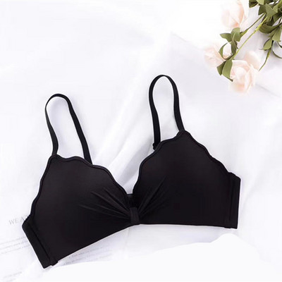Γυναικείο σουτιέν ή γυναικείο σετ από δύο μέρη