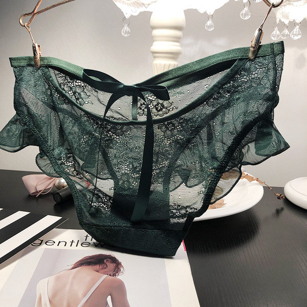 Női csipke bikini fürtökkel és szalaggal