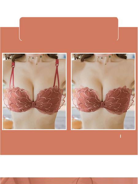 Νέο μοντέλο γυναικείου σουτιέν  ή σετ  εσώρουχων με στοιχείο 3D