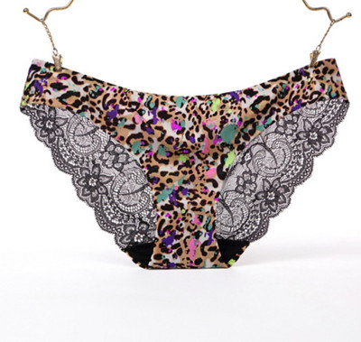 Γυναικεία χρωματιστά μπικίνι με δαντέλα