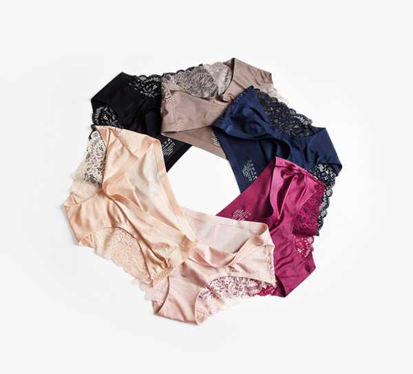 3 darab női bikini szett csipkével