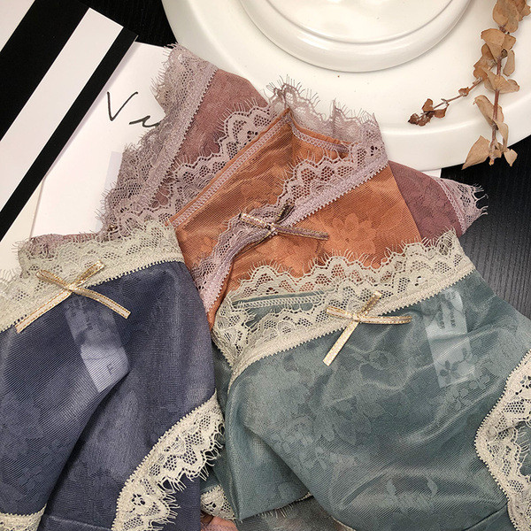 Női csipke bikini szalaggal