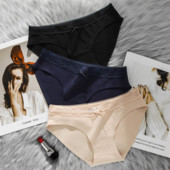 Női 3 db-os bugyi szett szalaggal