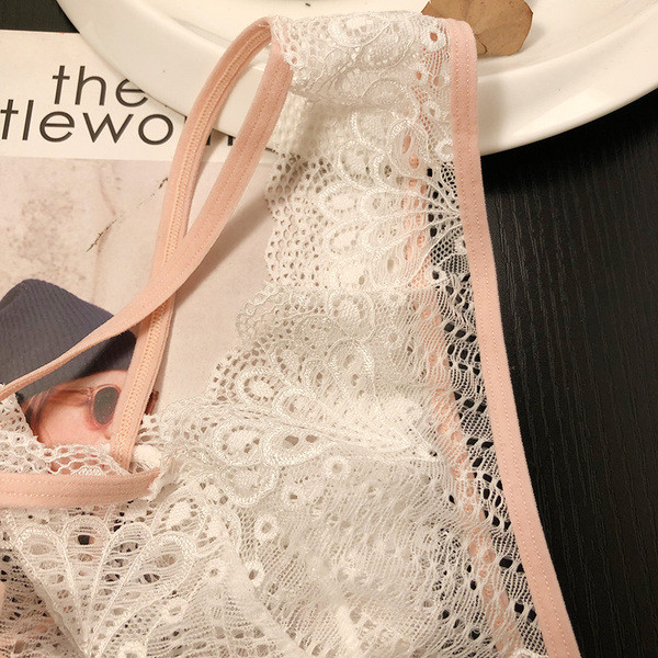 Női csipke bikini kivágással