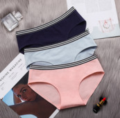 Négy pamut bikiniből álló női szett