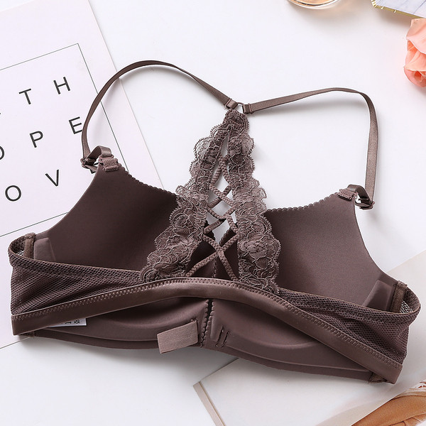 Νέο μοντέλο γυναικείο σουτιέν απλό μοντέλο σε διάφορα χρώματα