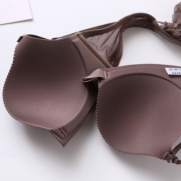 Νέο μοντέλο γυναικείο σουτιέν απλό μοντέλο σε διάφορα χρώματα