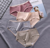 Γυναικείο χωρίς ραφής μπικίνι με κέντημα