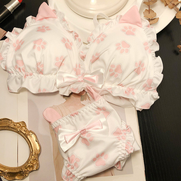 Fehérnemű szett 3D elemmel és fürtökkel