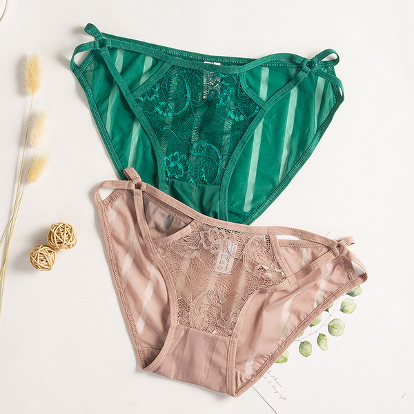 Γυναικείο σετ 3 μπικίνι με δαντέλα