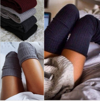 Μακρυές πλεκτές κάλτσες για γυναίκες