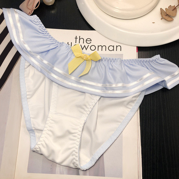 Γυναικείο σετ από δύο μέρη με κορδέλα